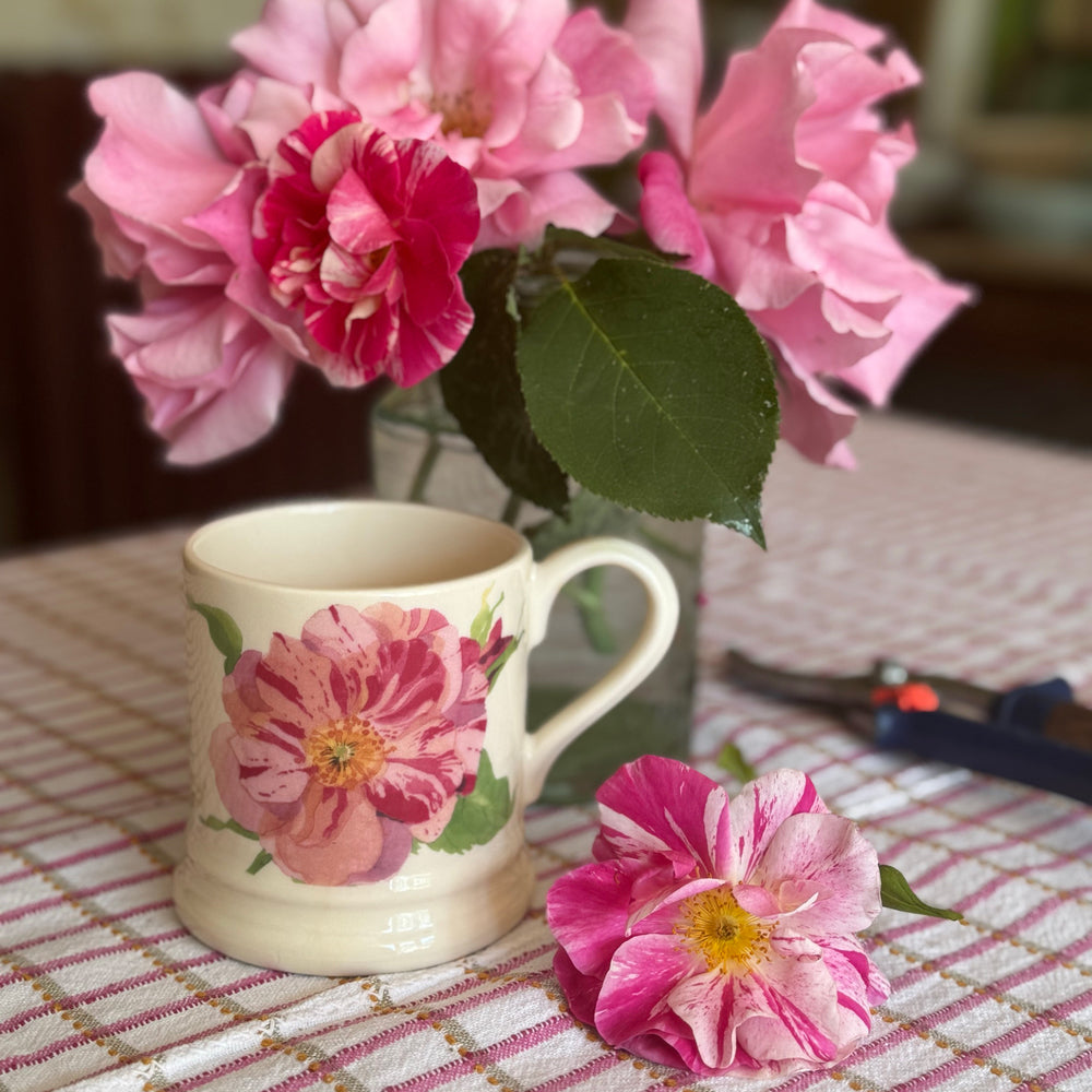 The King's Rose 1/2 Pint Mug